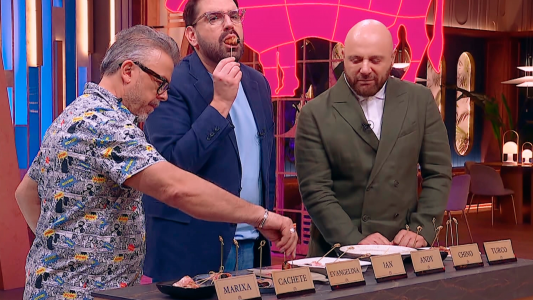 Ciruelas envueltas en panceta: el antojo del jurado que puso a los famosos entre la espada y la pared