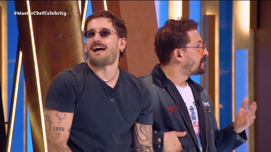 Mau & Ricky recibieron una mala noticia en Masterchef Celebrity