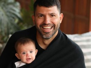 Así está hoy Olivia, la hija de Sergio "Kun" Agüero y Sofía Calzetti: la tierna foto que compartió el futbolista