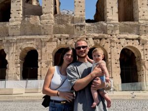 "Mucho amor en Roma": las fotos de las primeras vacaciones familiares de Alexis Mac Allister y Ailén Cova