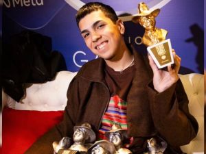 Milo J, el gran protagonista de los Premios Gardel 2026: se llevó el Oro y otras 10 estatuillas
