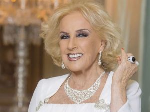 "Que gane Racing": estos fueron los tres deseos de Mirtha Legrand en sus 99 años