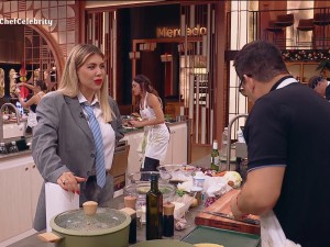 Pañuelos, regalos y cenas familiares: las anécdotas de Wanda Nara con el Turco Husaín